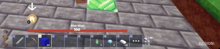 The recall button sits next to the hotbar